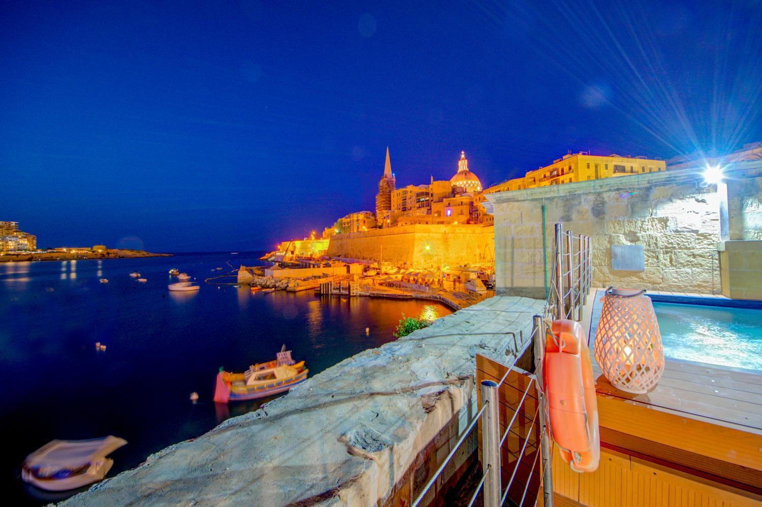 Valletta Waterfront Villa With Pool And Jacuzzi Extérieur photo